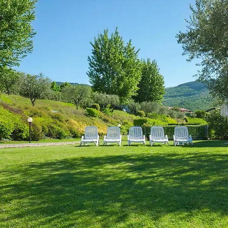 Apartmán Ca Rina-appartamento Con Piscina E Tennis Costermano